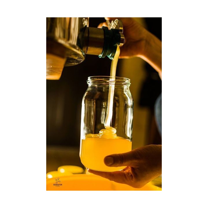 Karton słoików 0,9 litra (48 szt) + nakrętki fi 82 (50 szt) CZARNE - KA5ND67