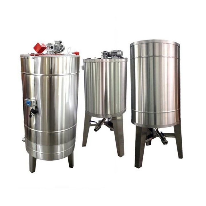 Zbiornik z płaszczem grzewczym i zintegrowanym stojakiem – 500l